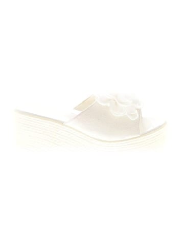 Unbranded Wedges (view 1)