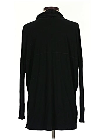 Bordeaux Long Sleeve Turtleneck (view 2)