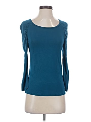 t.la 3/4 Sleeve Top (view 1)