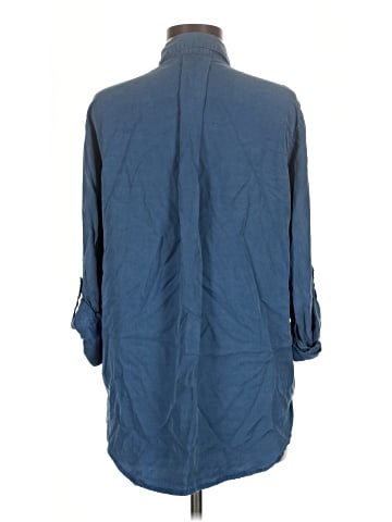 Velvet Heart 3/4 Sleeve Button-Down Shirt (view 2)