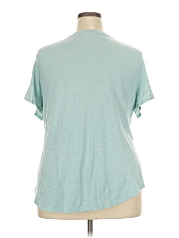 Old Navy Short Sleeve T-Shirt (view 2)