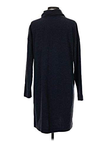 Lilla P Casual Dress (view 2)
