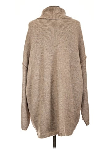 Lillusory Turtleneck Sweater (view 2)