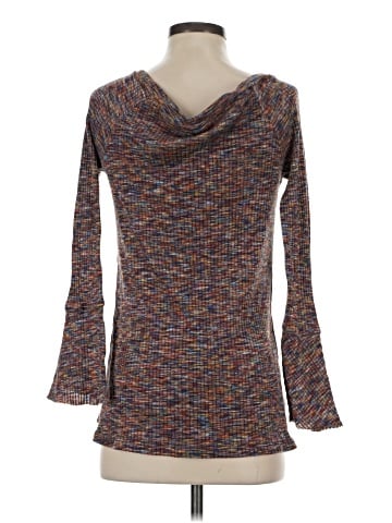 Akemi + Kin Pullover Sweater (view 2)