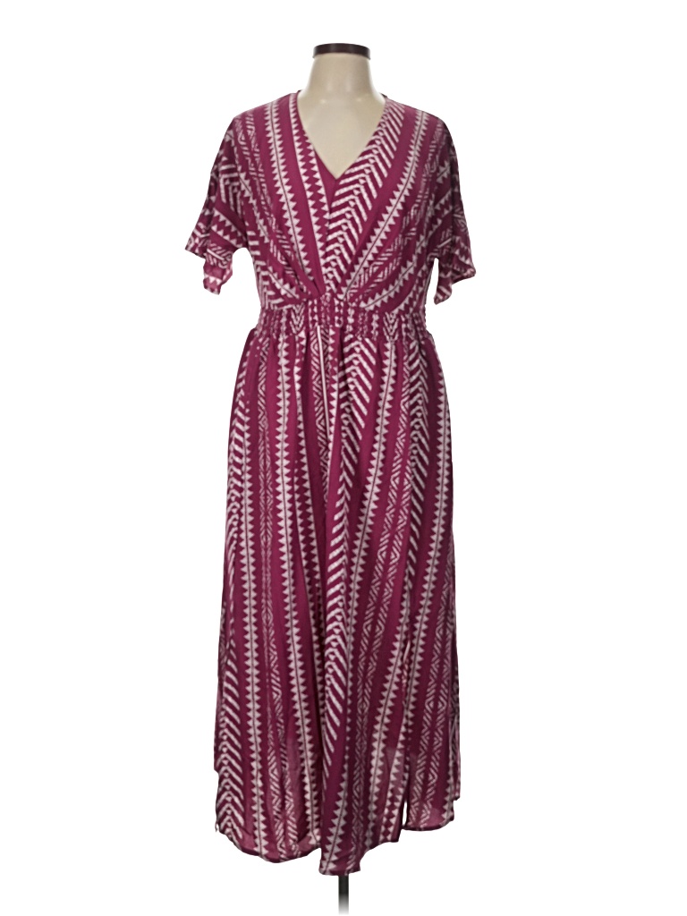 Pre-owned Bloomchic Casual Dress In Burgundy