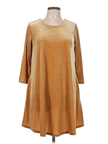 Agnes & Dora Casual Dress (view 1)