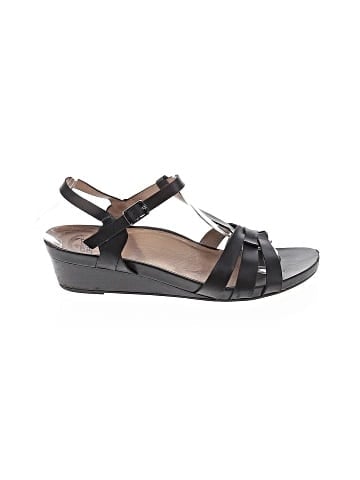 ABEO Wedges (view 1)