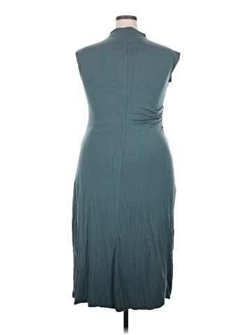 Old Navy Cocktail Dress (view 2)