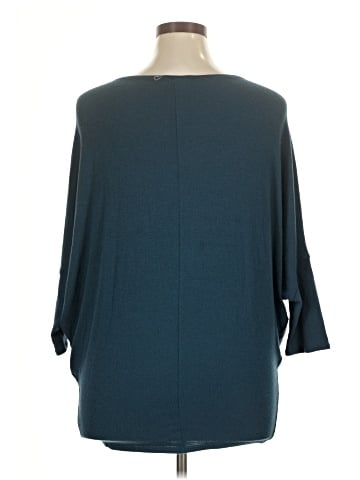 Jolie Poncho (view 2)