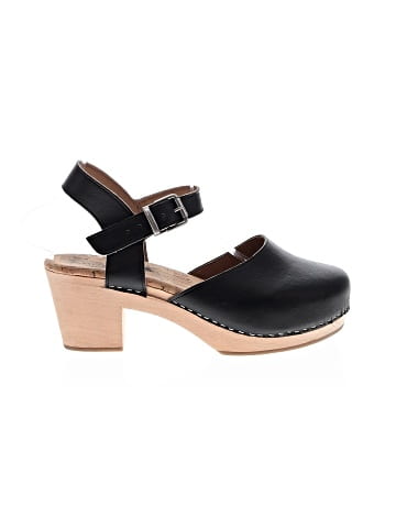 Novacas Heels (view 1)