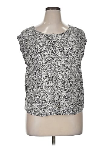 Velvet Heart Sleeveless Blouse (view 1)