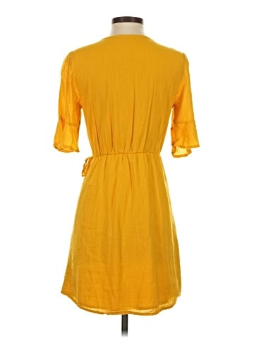 Old Navy Casual Dress (view 2)