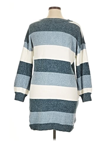 Derek Heart Pullover Sweater (view 2)