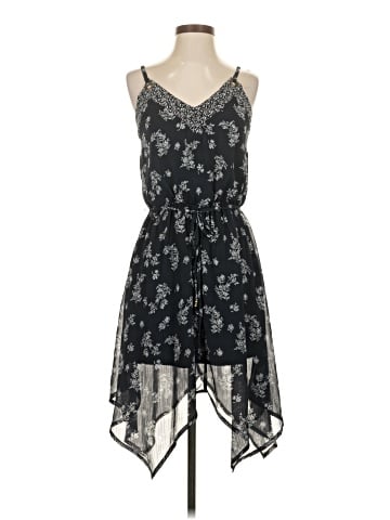 Xhilaration Casual Dress (view 1)