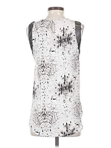Kenar Sleeveless Blouse (view 2)