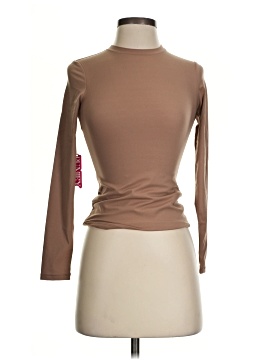 Pumiey Long Sleeve Top (view 1)