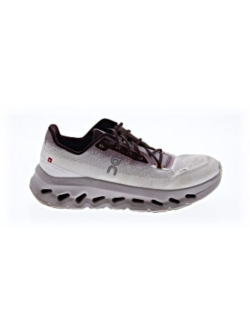 On Cloud Sneakers (view 1)
