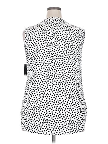 Cure Sleeveless Blouse (view 2)