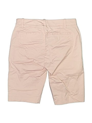 Vince. Khaki Shorts (view 2)