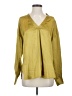 Vince. 100% Silk Gold Blouse Size S - photo 1