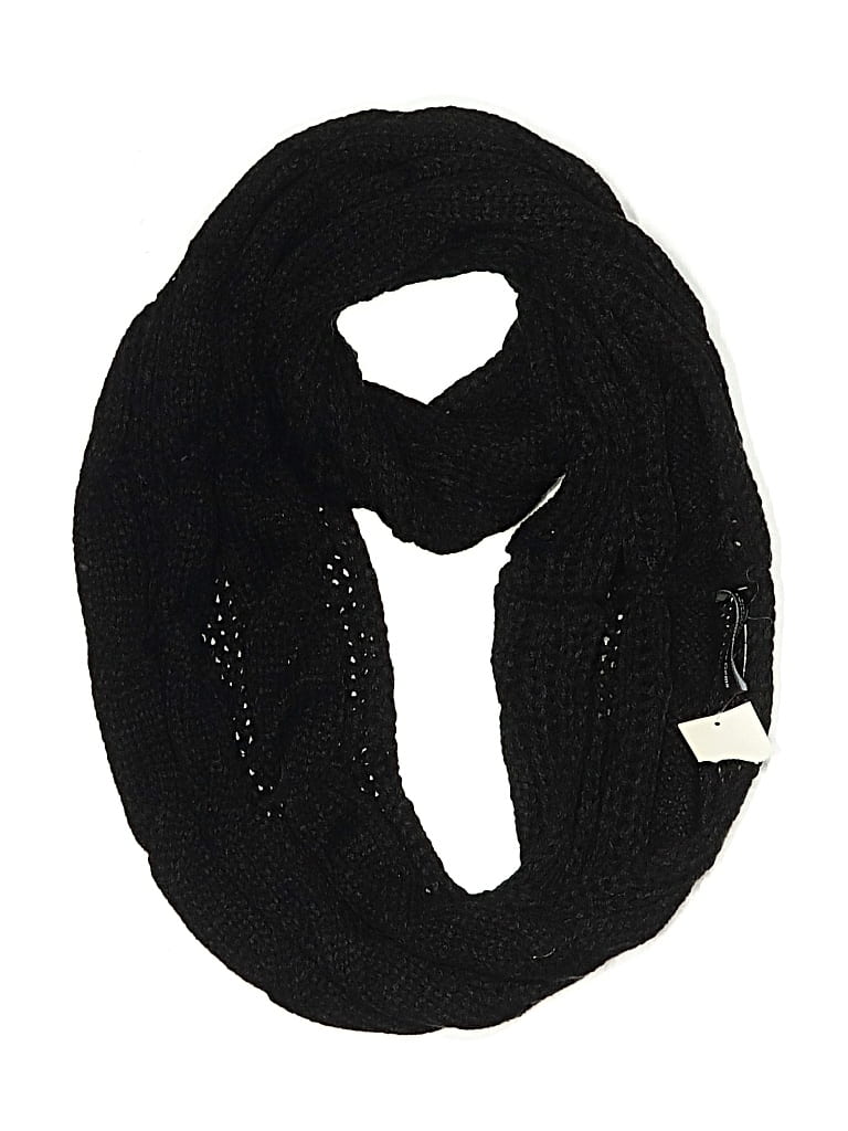 Pre-owned Versona Wrap In Black
