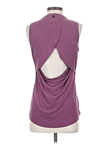 Urban Outfitters Sleeveless T-Shirt (view 2)