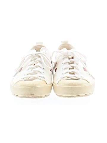 VEJA Sneakers (view 2)