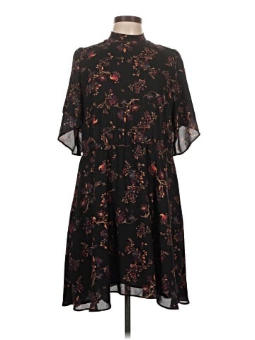 Line & Dot Casual Dress (view 1)