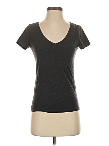 H&M Short Sleeve T-Shirt (view 1)