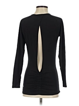 Lululemon Athletica Long Sleeve T-Shirt (view 2)