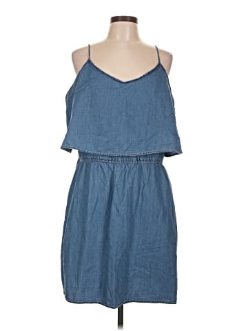 Old Navy Casual Dress (view 1)
