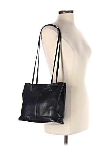 Wilsons Leather Leather Shoulder Bag (view 2)