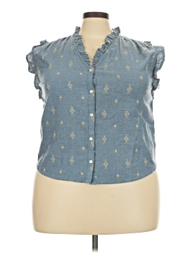 St. John's Bay Sleeveless Button Down Shirt