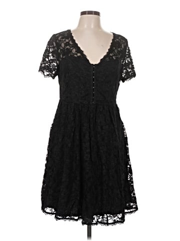 Hot Topic Cocktail Dress (view 1)
