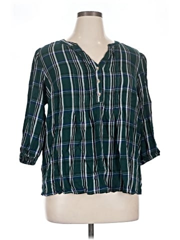 Croft & Barrow 3/4 Sleeve Button-Down Shirt (view 1)