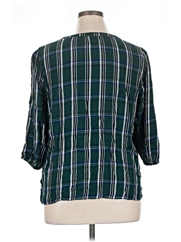 Croft & Barrow 3/4 Sleeve Button-Down Shirt (view 2)