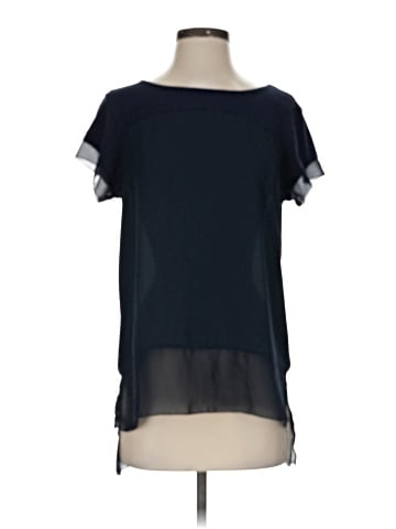The Limited Short Sleeve Top (view 1)