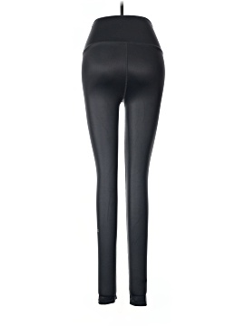Alo Women's Clothing On Sale Up To 90% Off Retail | ThredUp