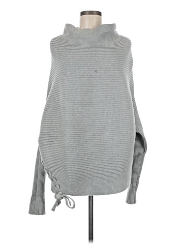 Designers Remix Charlotte Eskildsen Poncho (view 1)