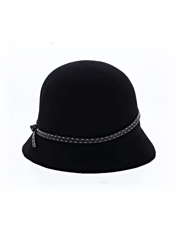 Giovannio Hat (view 1)