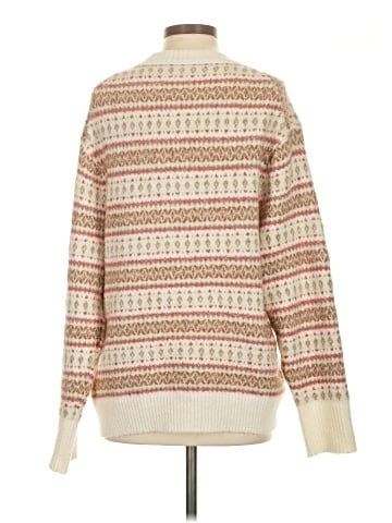 American Eagle Outfitters Pullover Sweater (view 2)