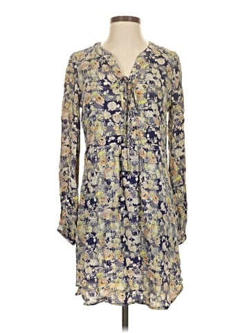 Skies Are Blue Casual Dress (view 1)