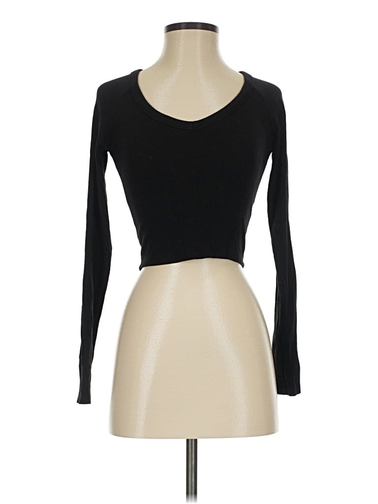 Pre-owned Bershka Long Sleeve T-shirt In Black