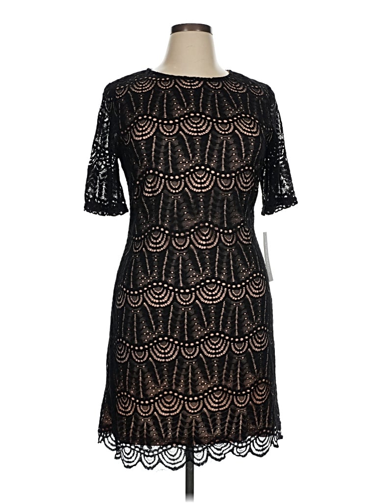 Pre-owned Sharagano Cocktail Dress In Black