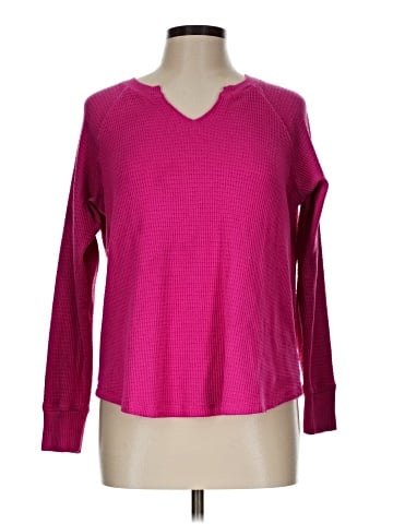 American Eagle Outfitters Long Sleeve T-Shirt (view 1)