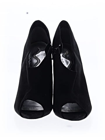 Nina Heels (view 2)