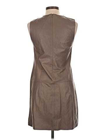 Vince. Sleeveless Top (view 2)