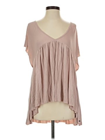 American Eagle Outfitters Sleeveless T-Shirt (view 1)