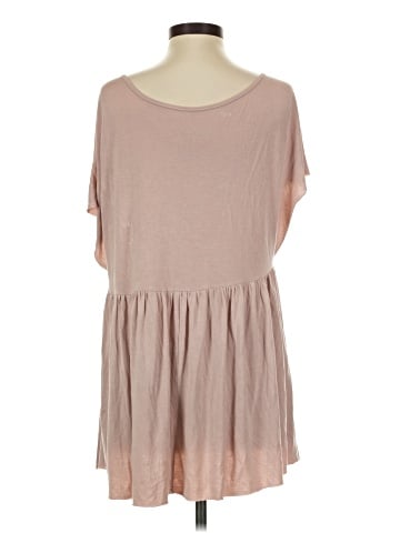 American Eagle Outfitters Sleeveless T-Shirt (view 2)