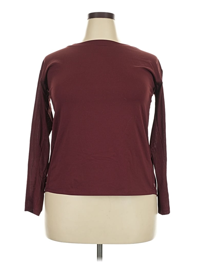 Pre-owned Fabletics 3/4 Sleeve T-shirt In Burgundy